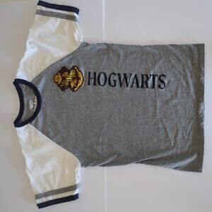 Rare 2022 Harry Potter Hogwarts Crest Adult Raglan T-shirt Small